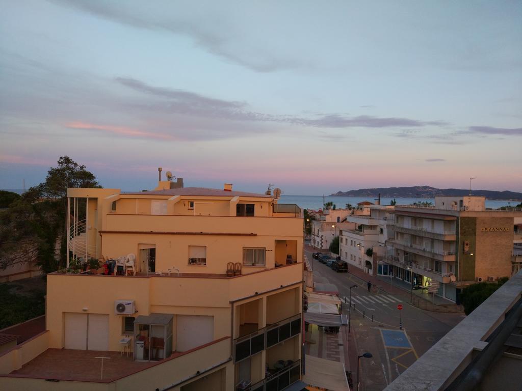 Apartamento Lliris Atico L'Estartit Exterior foto
